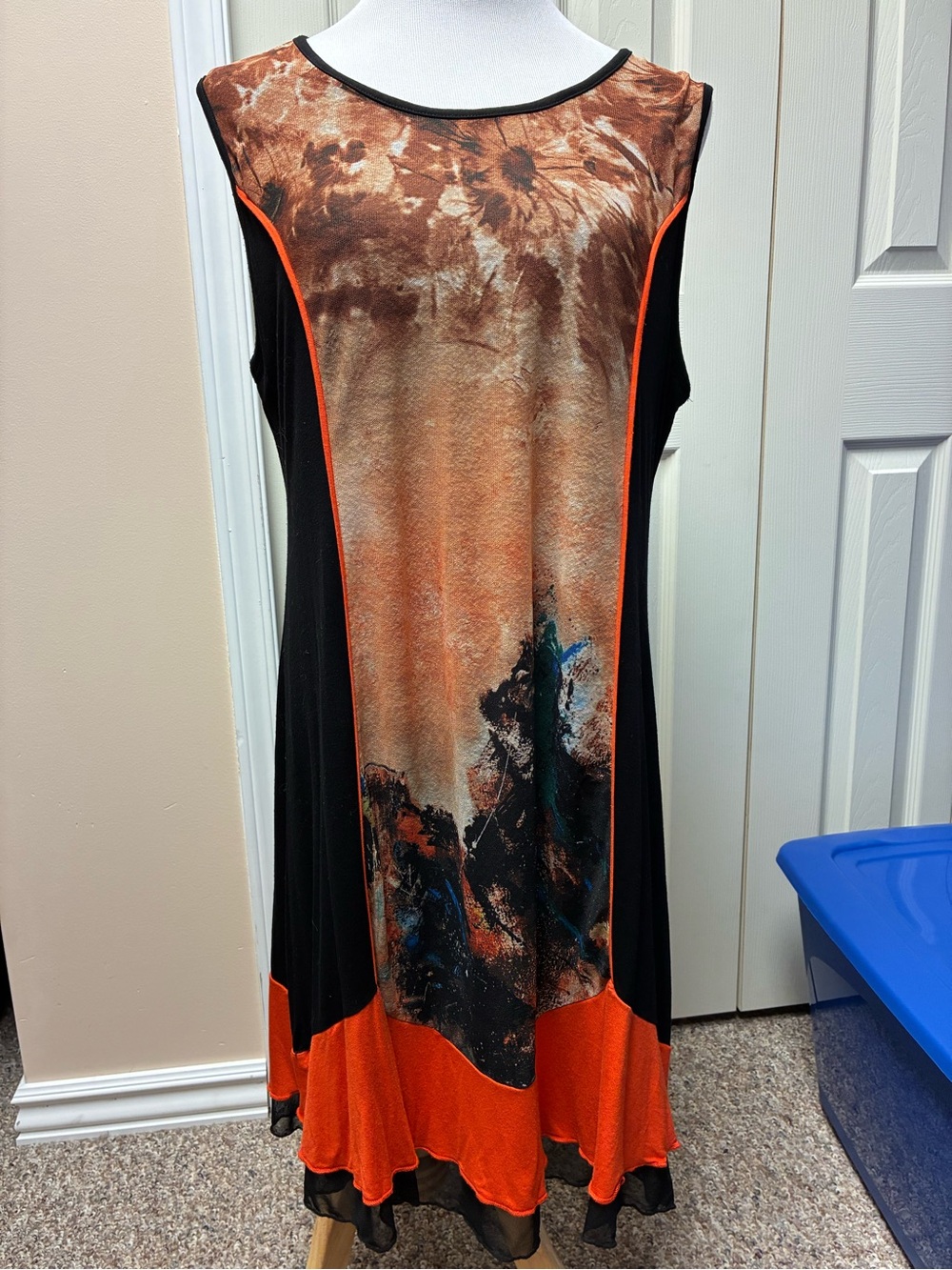 Papa Size Large Sleeveless Orange & Black Abstract Midi Dress